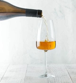 オレンジワインおすすめ人気15品！注目のワインをお取り寄せ通販して味わおうのサムネイル画像