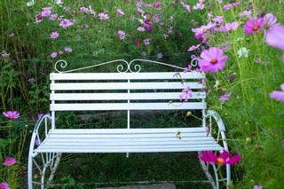 ガーデンベンチのおすすめ人気16品。雨に強い/錆びない/収納付きタイプなどおすすめのサムネイル画像